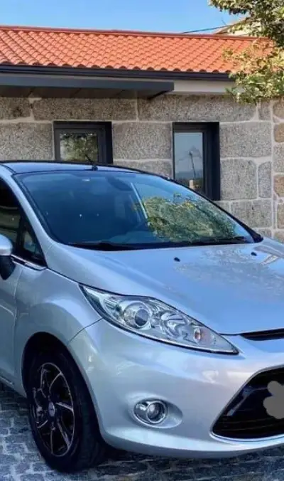 Ford fiesta annee 2011 diesel manuel 6cv kilométrage 120.000km Prix 40.000dh