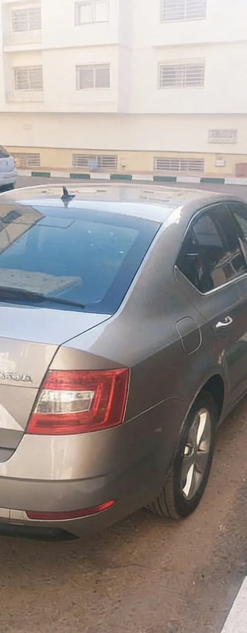SKODA Octavia 2018 Diesel Occasion Fès Maroc