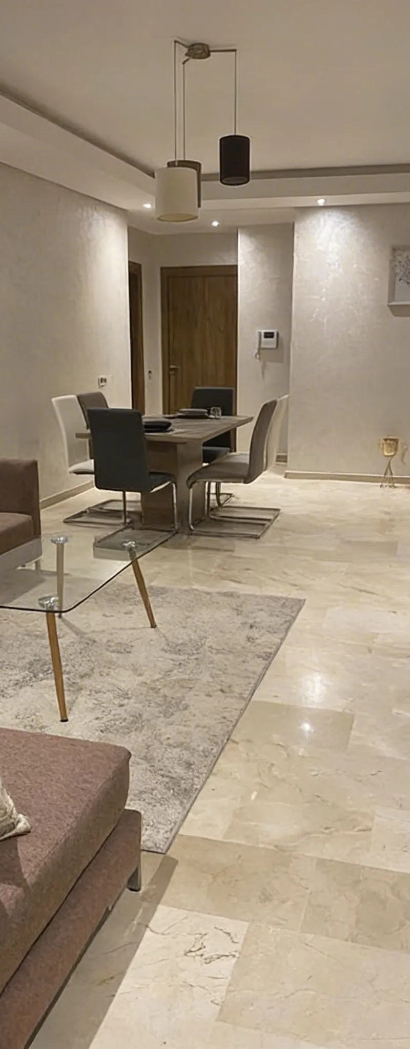 Appartement salon 3 chambres 103 m² à Victoria