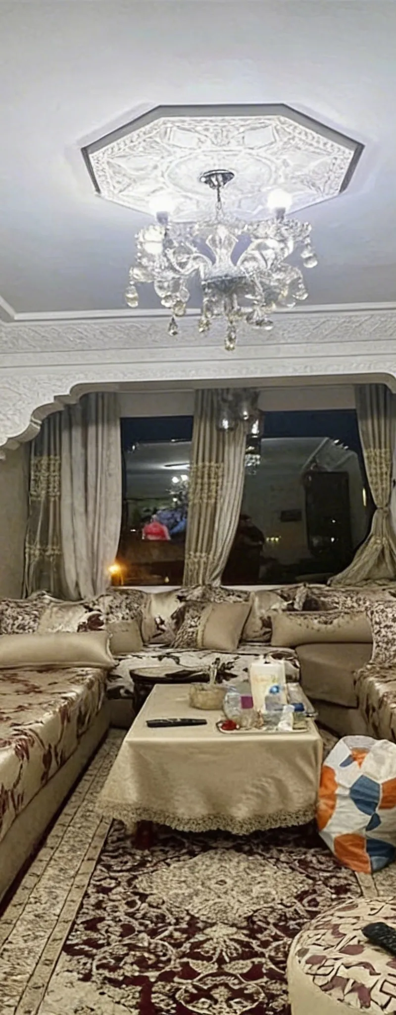 Appartement meublé à vendre 2 façades à Najmat El Janoub 3