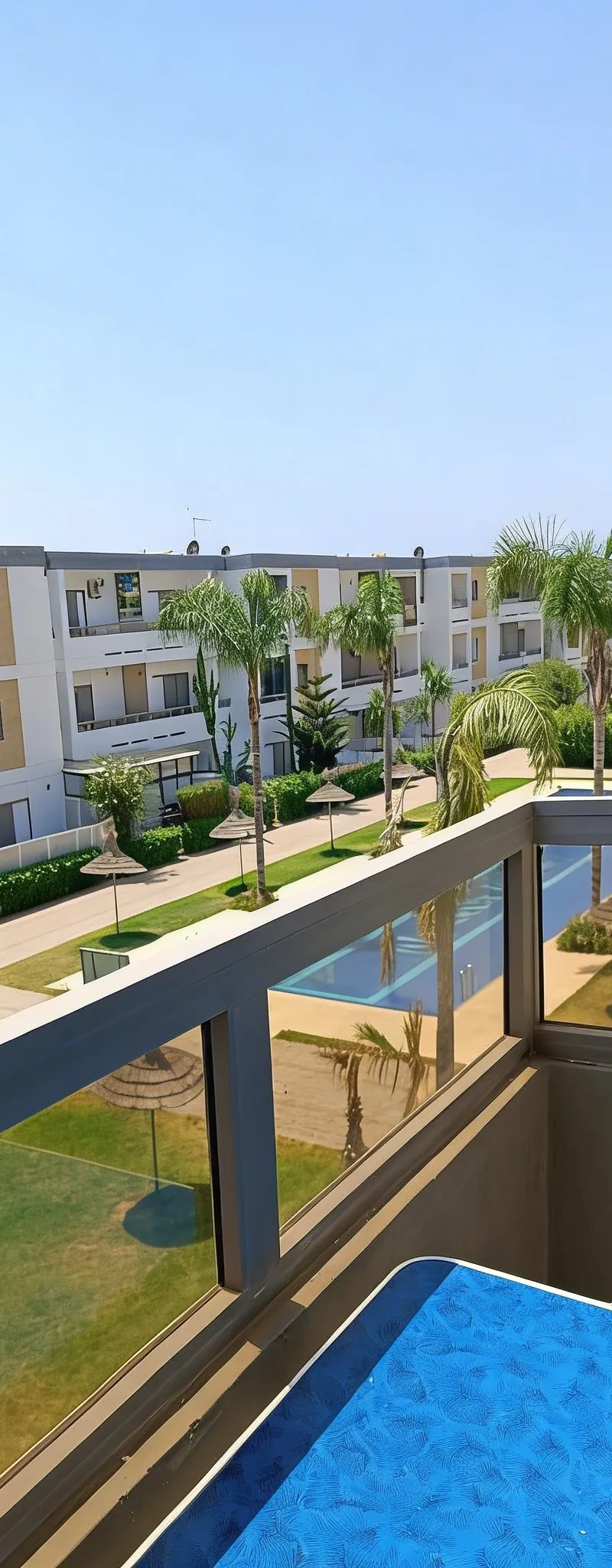APPART 91m 2FACES vue sur piscine