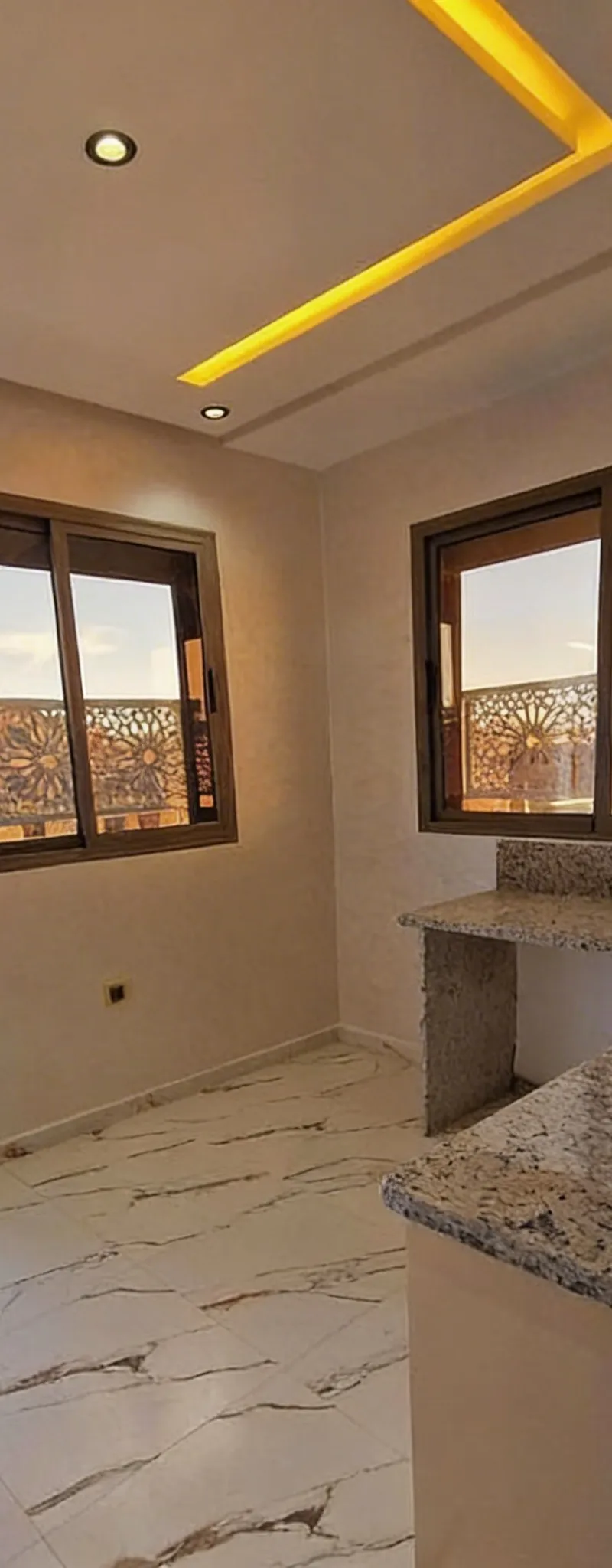 App  kech  95 m²  1er étage  1 balcon