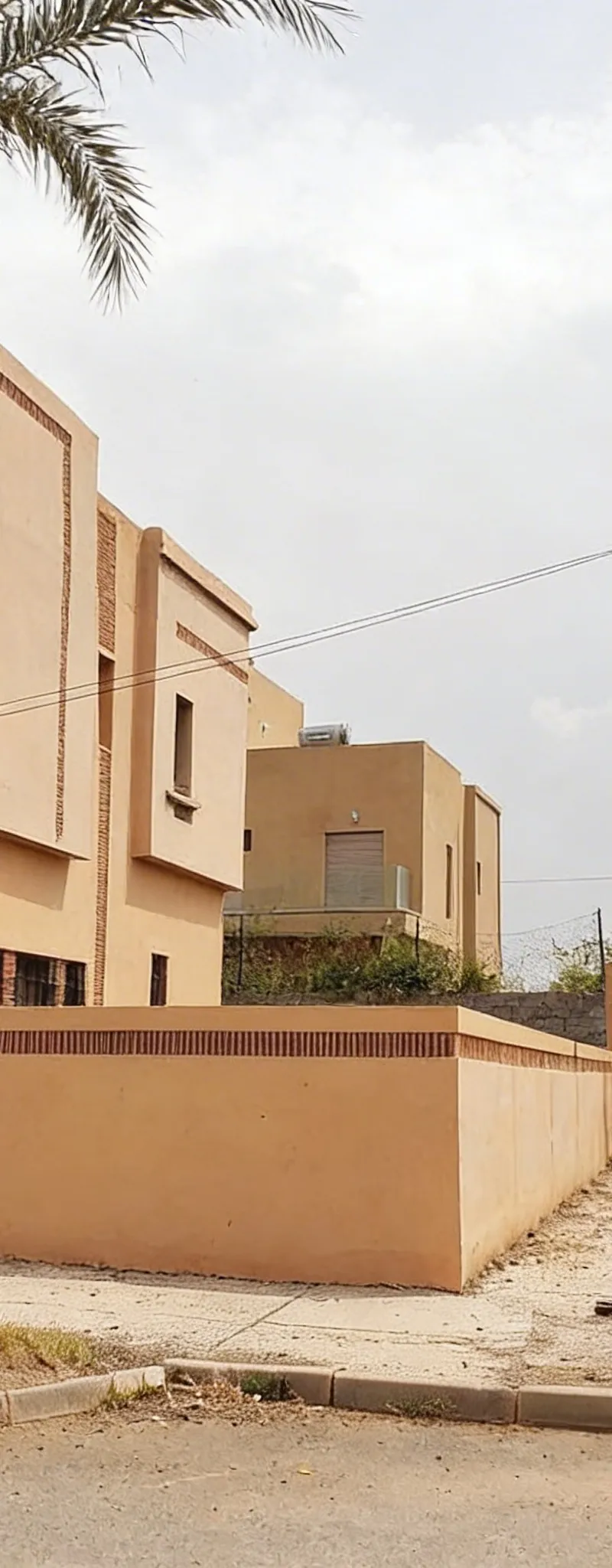 Villa semi-finie à vendre – porte de Marrakech II
