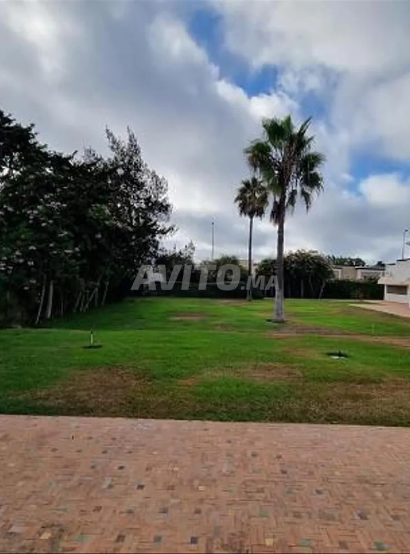 Villa commerciale 2 900m Av.Moh VI Wifak Témara
