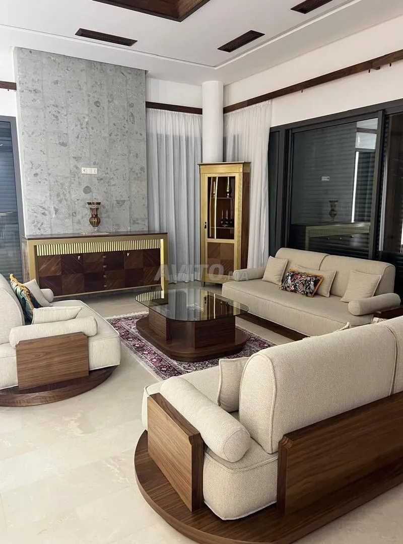 Magnifique villa avec piscine à vendre El Menzeh