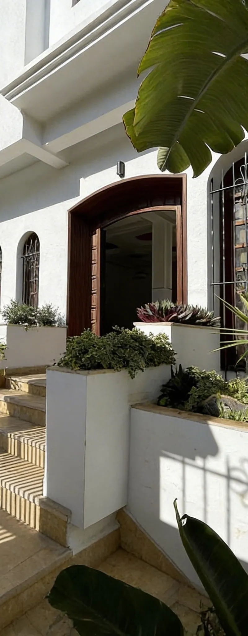 Villa d'angle jumelée sur 380m² à Californie
