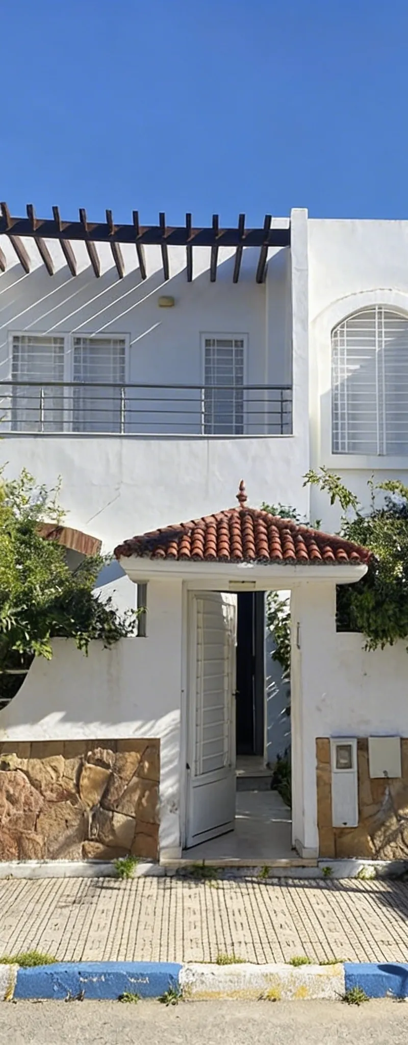 Villa à vendre 200 m2 Tanger région Achakar