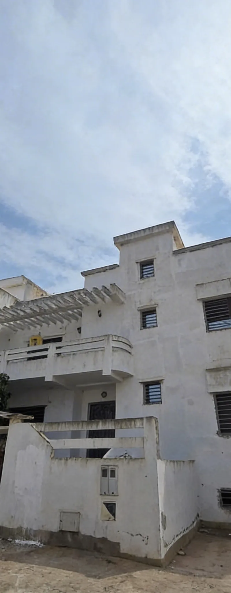 Villa de 200m2 titrée
