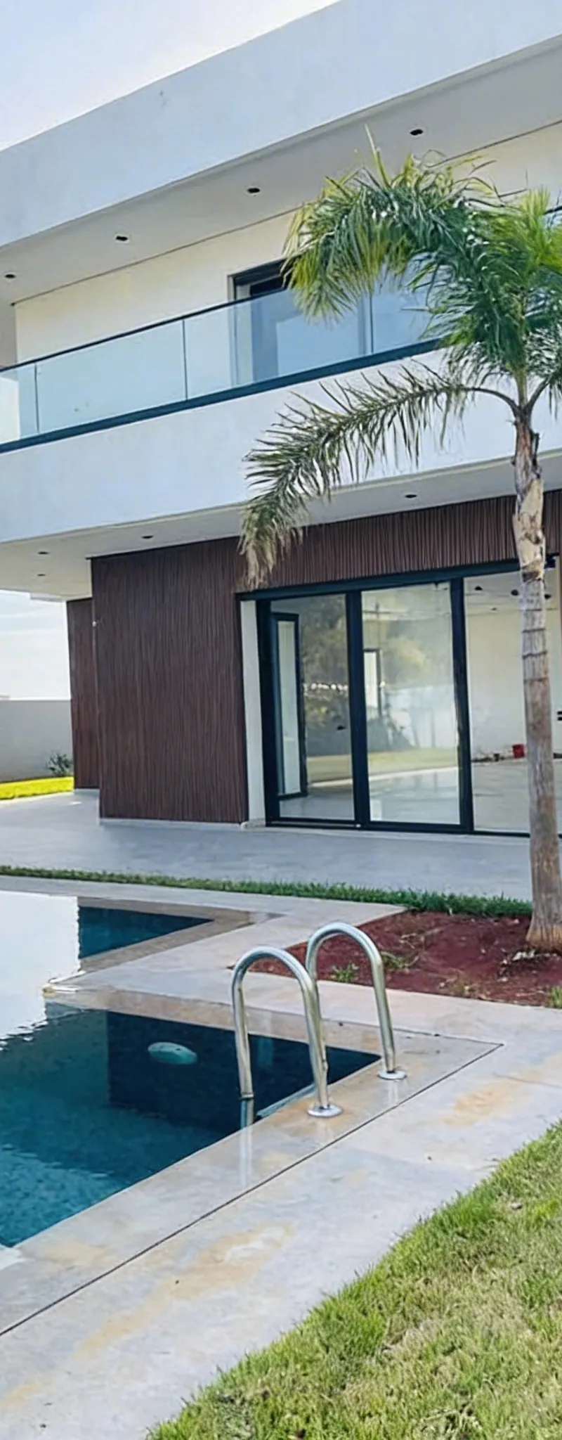 Superbe Villa 1225m A La Ville Vert Bouskoura