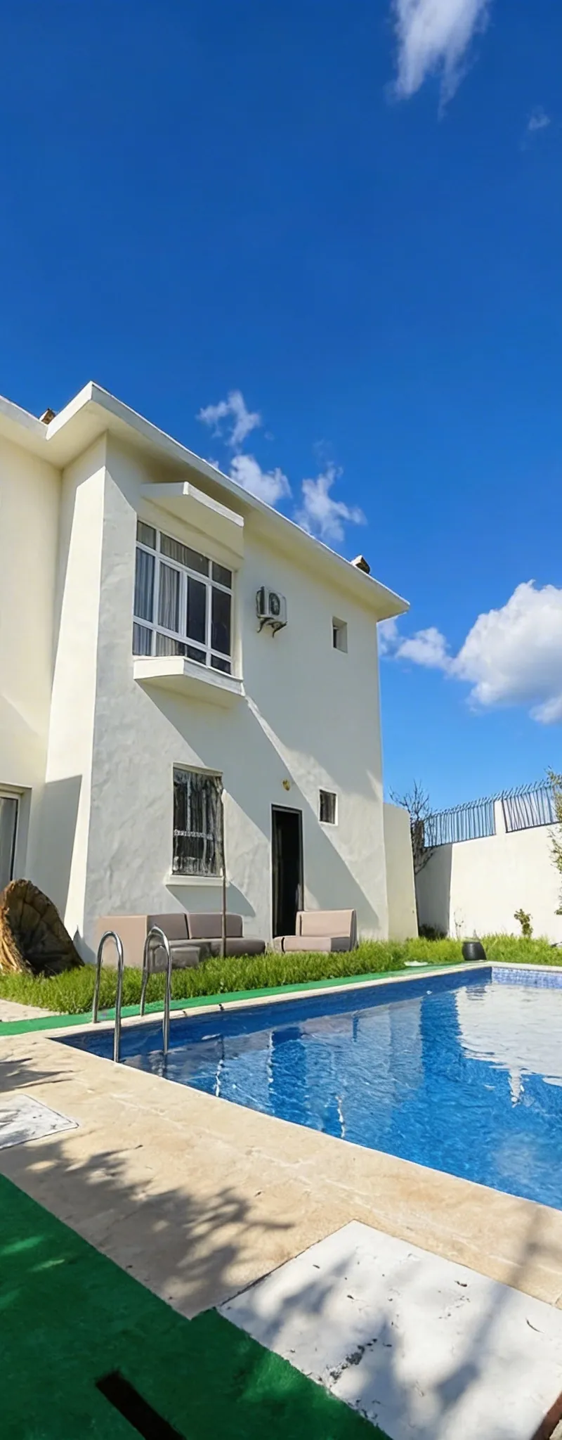 Luxueuse Villa de 512 m² à Nouinouiche – Tanger