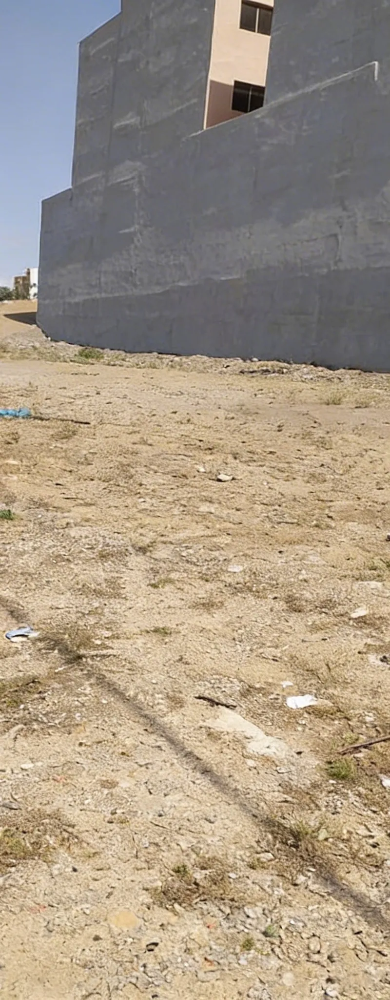 2 lots de 112m carré et 350m