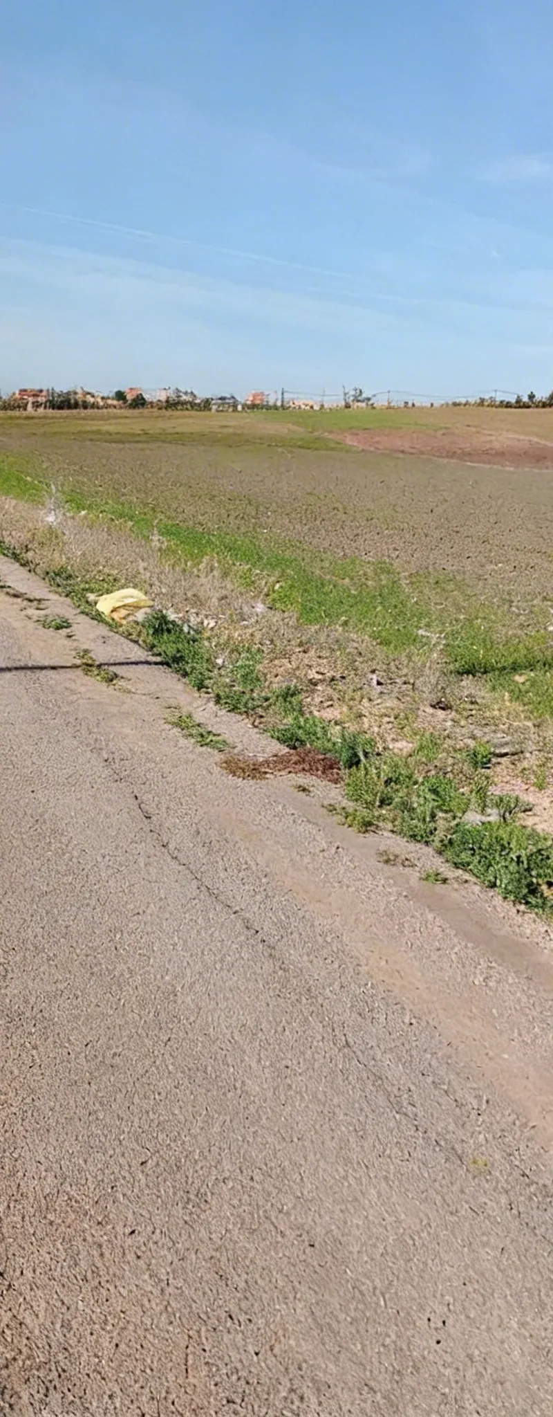 Terrain Benslimane (Route Principale)