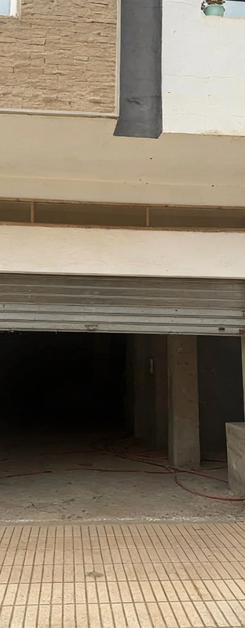 Local à vendre quartier Menzeh Sidi Allal Bahraoui