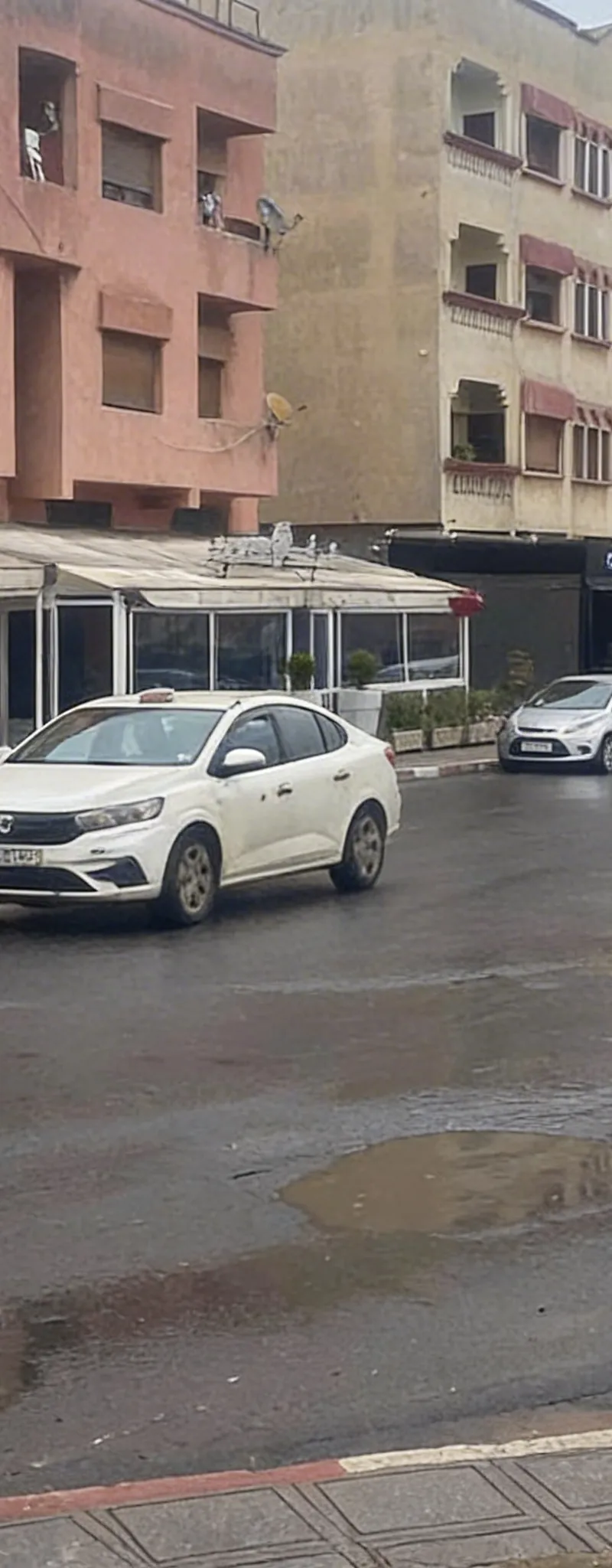 Café et tabac à vendre (Sarout)