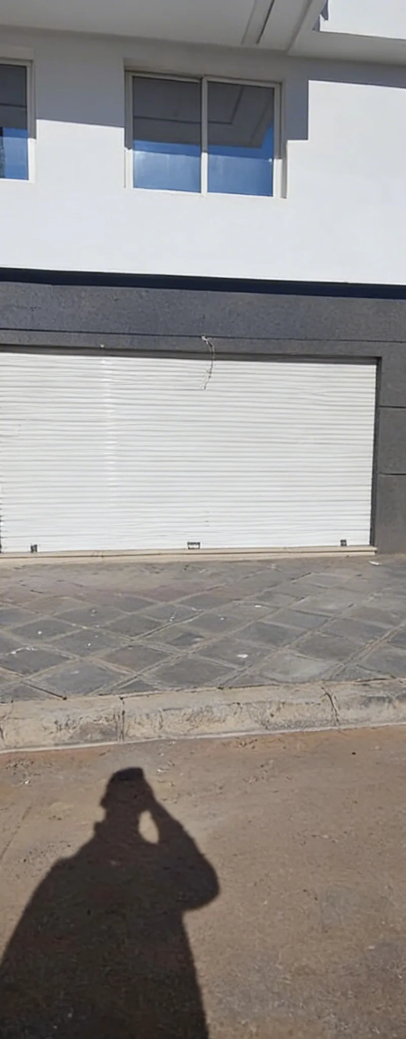 MAGASIN À VENDRE - 84 m²
