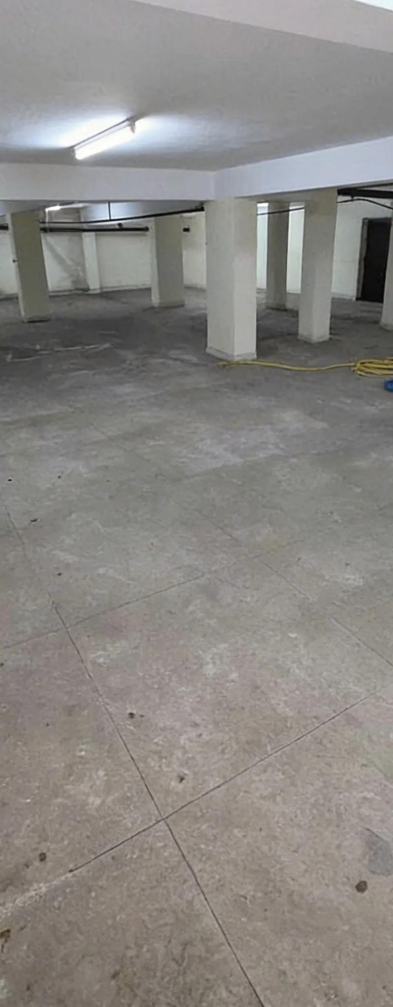 Vente Local de 411 m2 à Casablanca