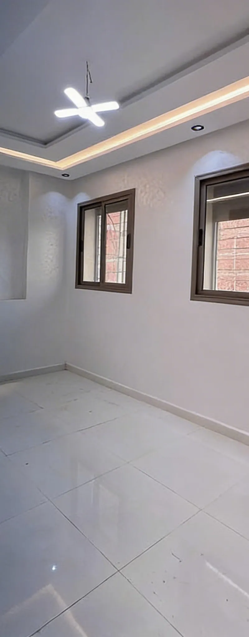 Superbe appartement à un prix très raisonnable 27 millions plus subvention