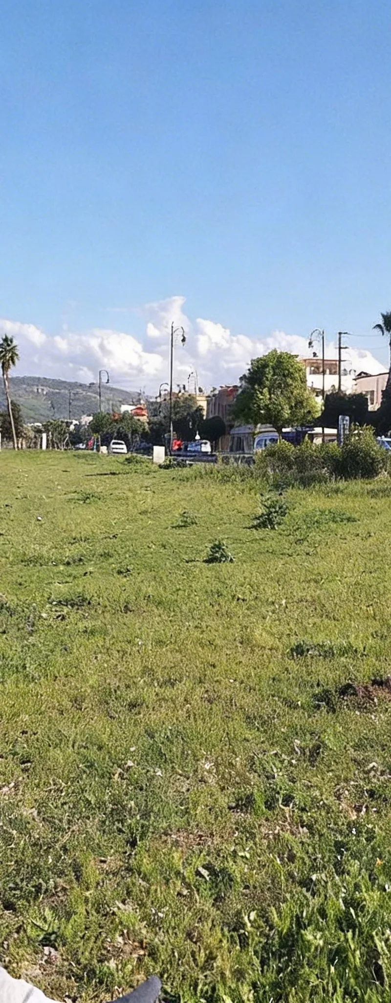 Terrain à vendre sur la route de Tanger, résidentiel, étage supérieur et inférieur