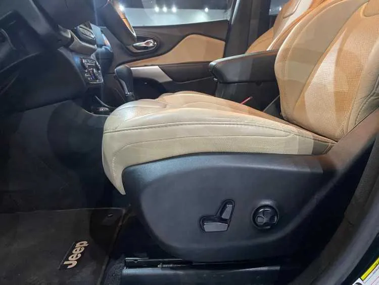 Jeep cheroke 2018 Diesel