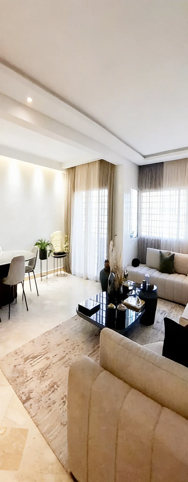 Appartement à vendre à Casablanca, Val fleurie