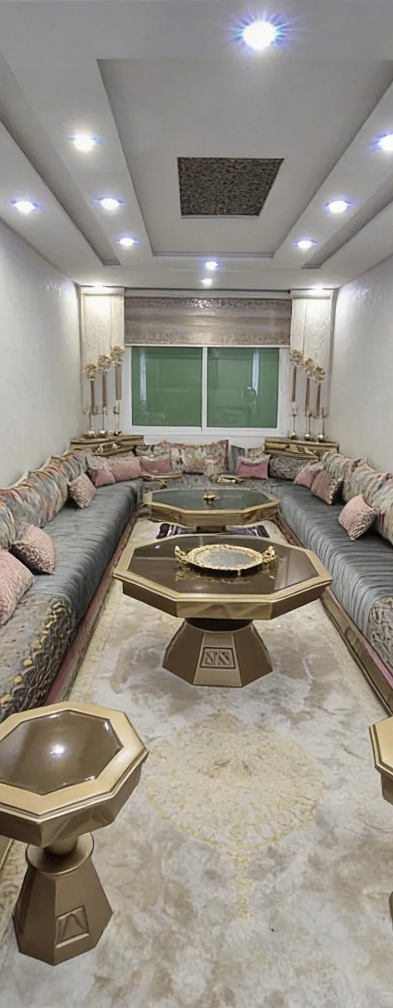 Appart LUXUEUX Meublé à vendre 100 m² à Meknès