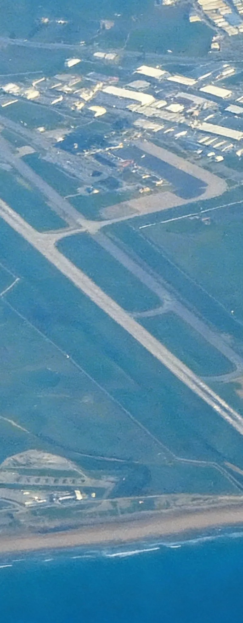 Terrain 13 829 m² titré Villa R1 – Proche aéroport