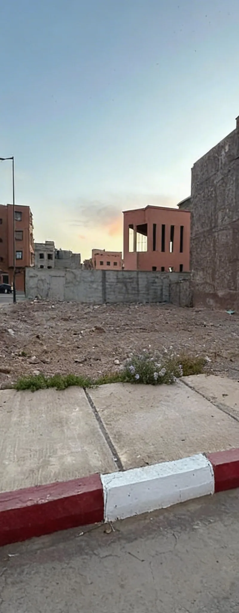 Terrain Titré 301 m² – Lot de Villa – El Azzouzia