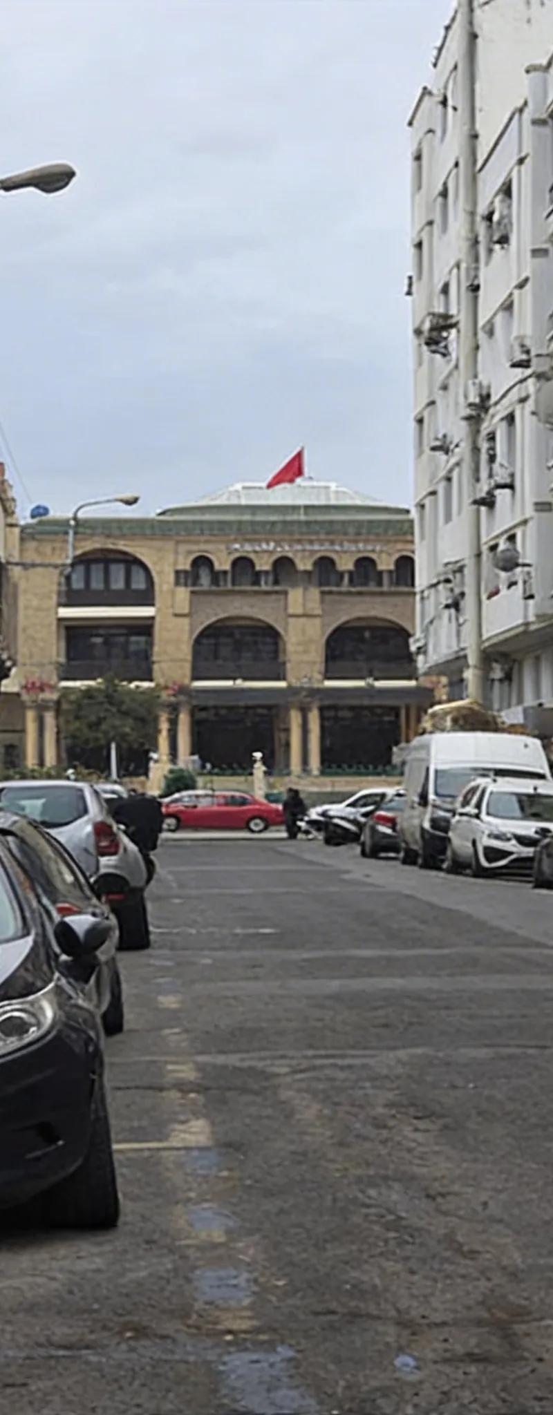Grand Magasin de 121m² à vendre / Proche de Derb Omar