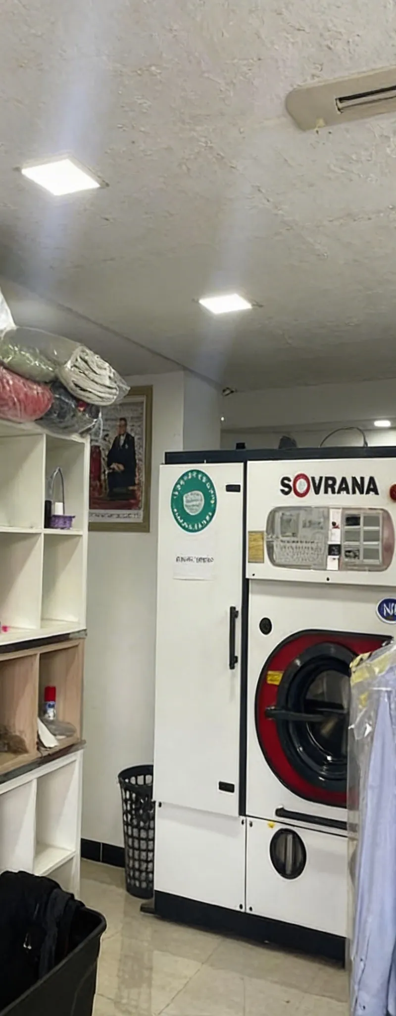 VENTE PRESSING LAVERIE BIEN ÉQUIPÉE