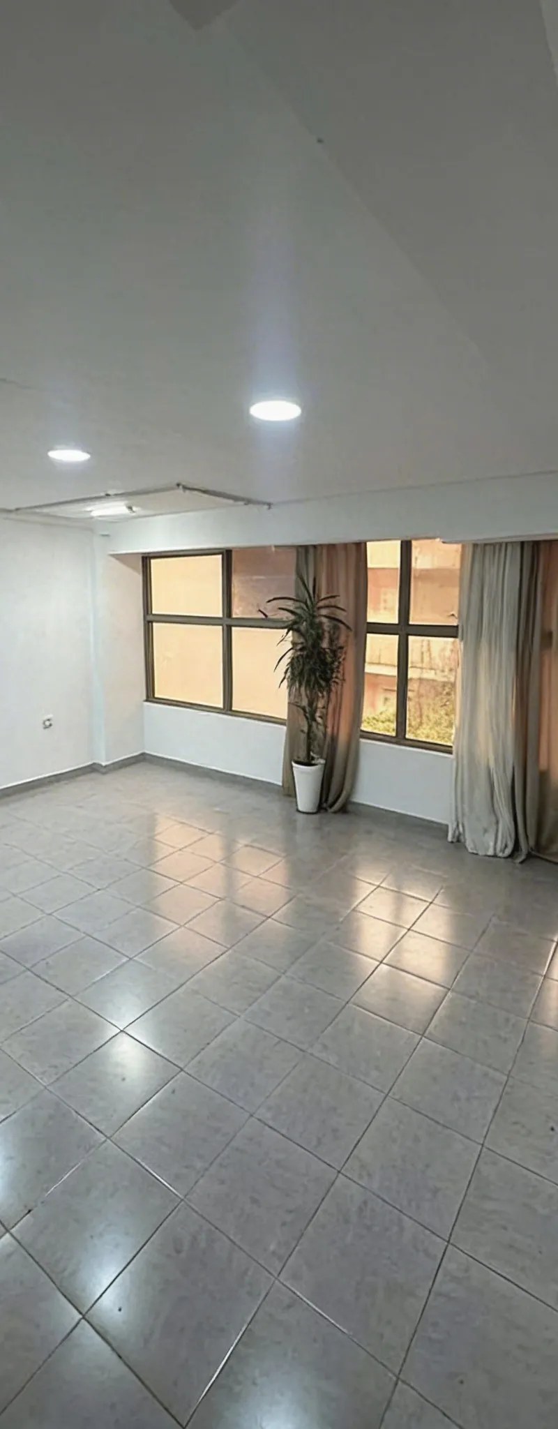 Bureau au Centre, Kénitra