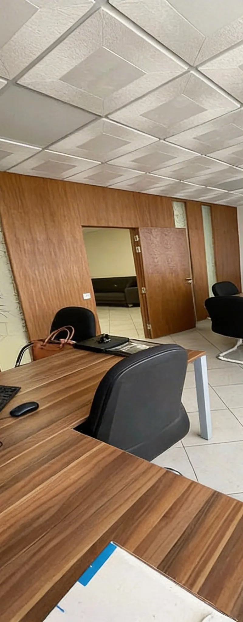Bureau neuf à vendre