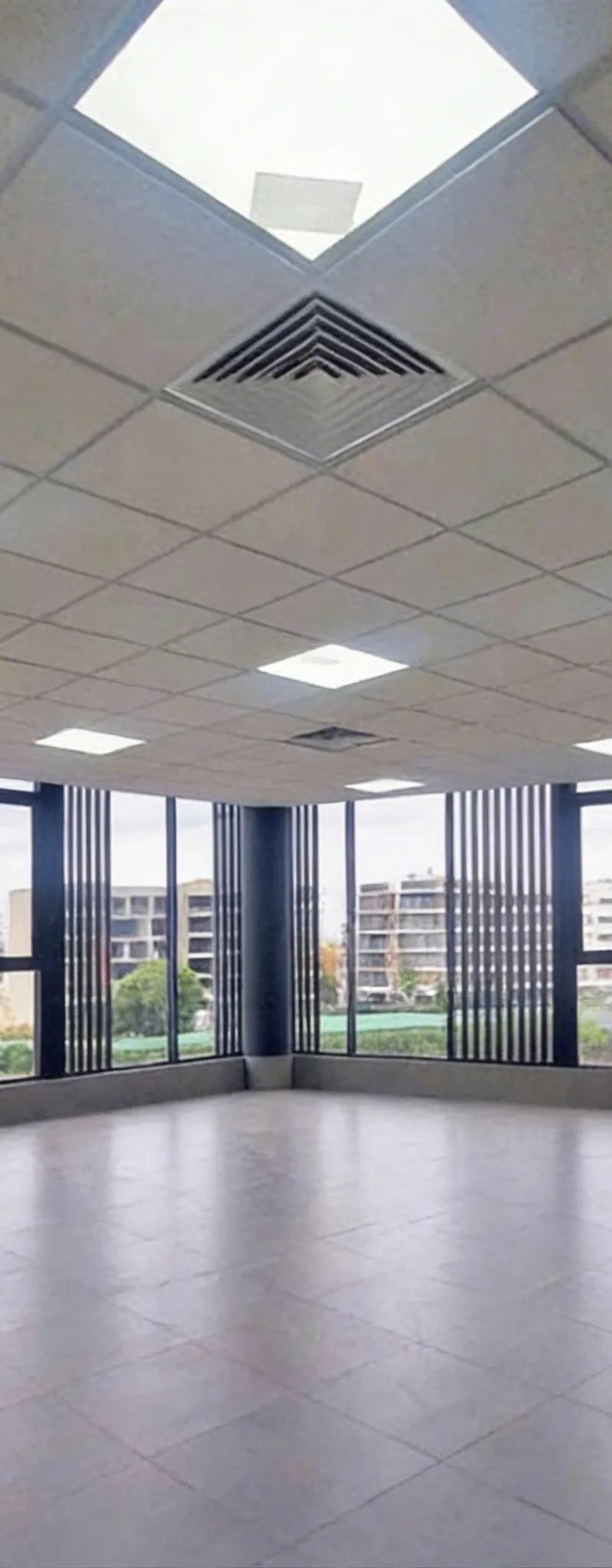 BUREAU à la vente ou location DE 600 m2 Ghandi