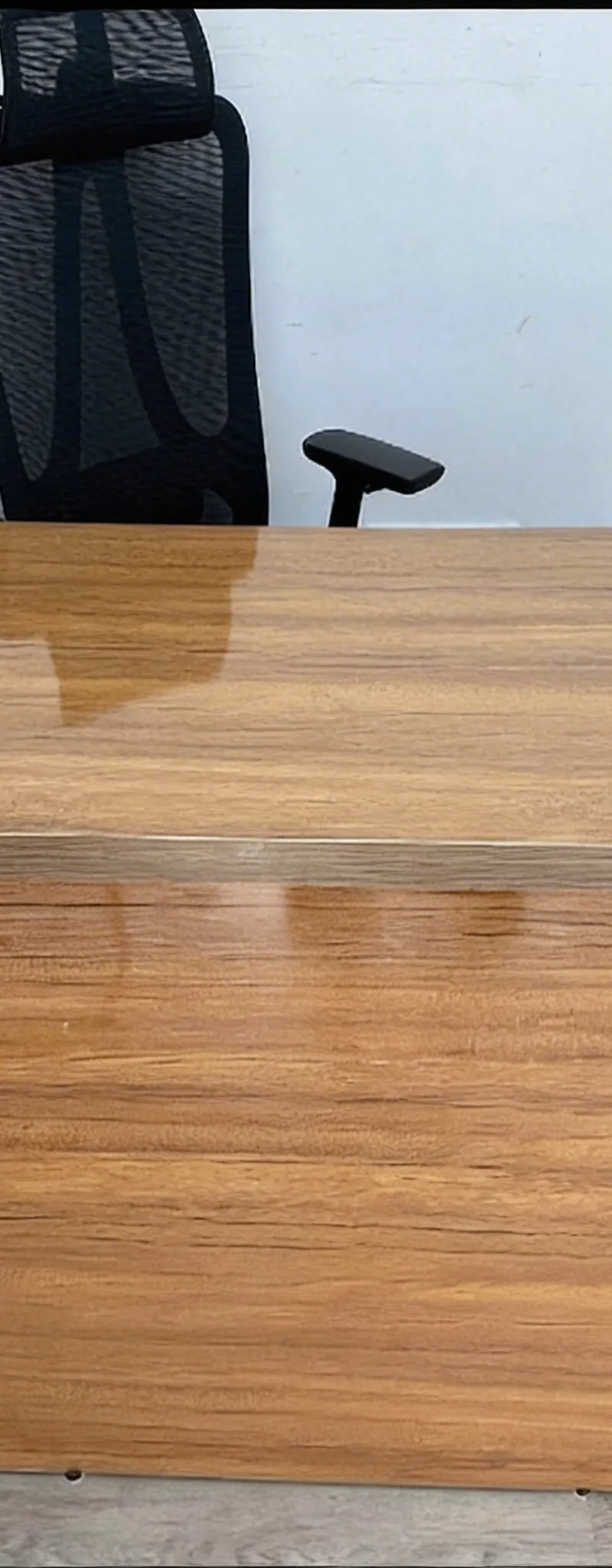 Bureaux de bureau quatre 4 pièces neuf