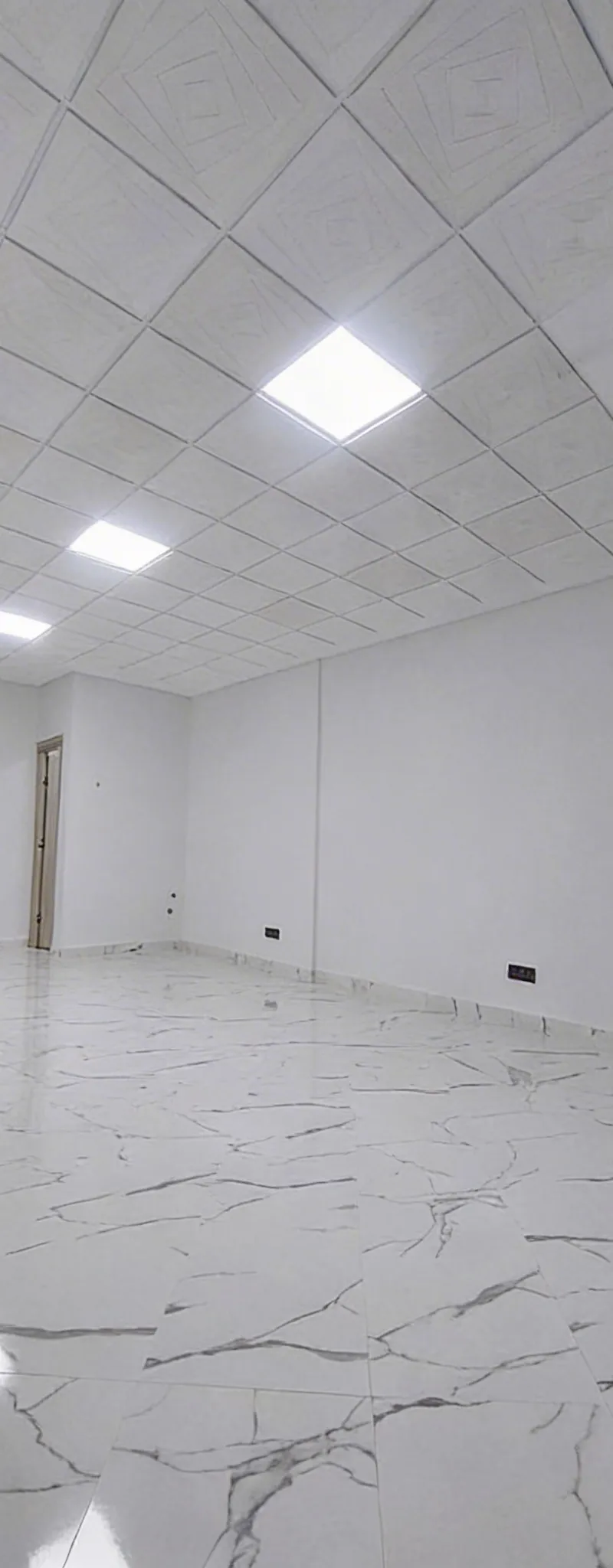 PLATEAUX BUREAUX AVEC ASCENSEUR A HAMRIA