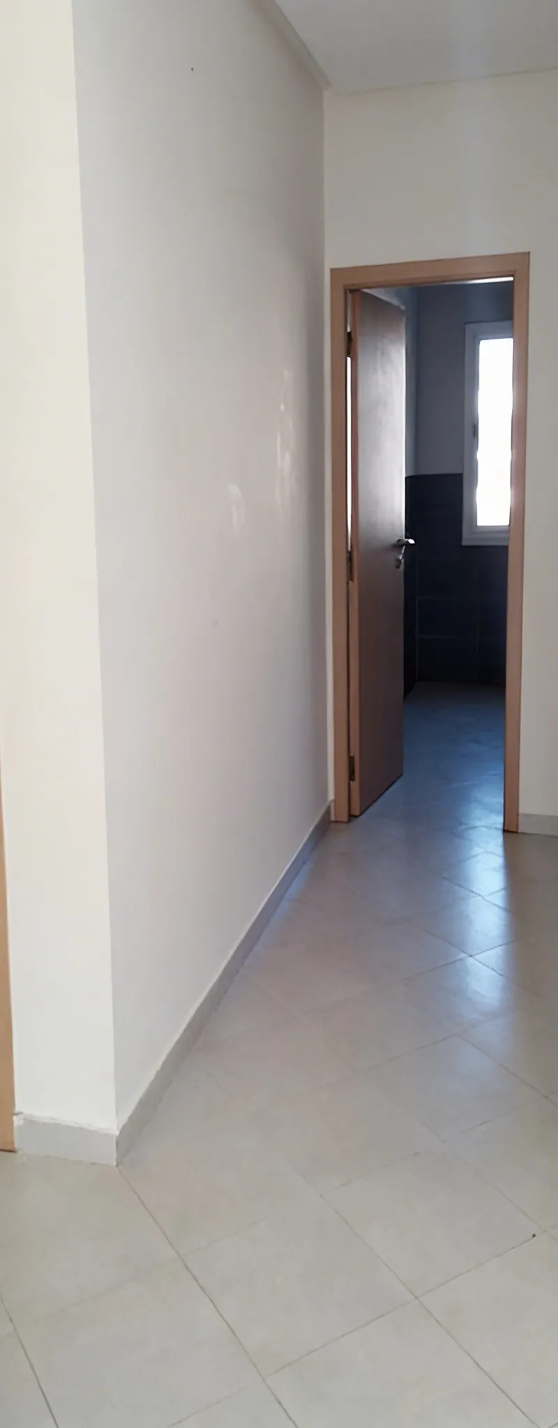 Super appartement vide sur Mansouria