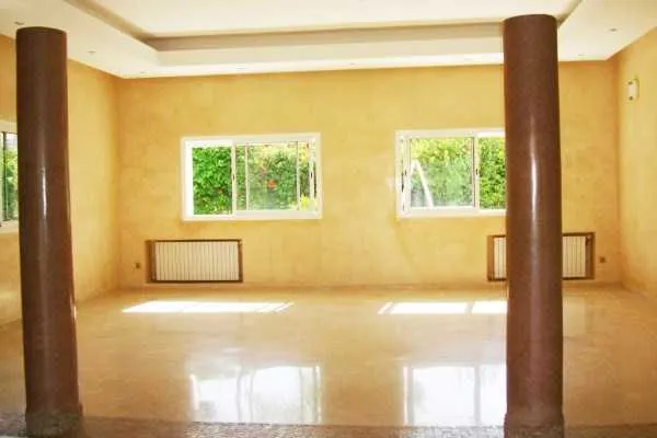 Location villa avec piscine, à Bir kacem Rabat