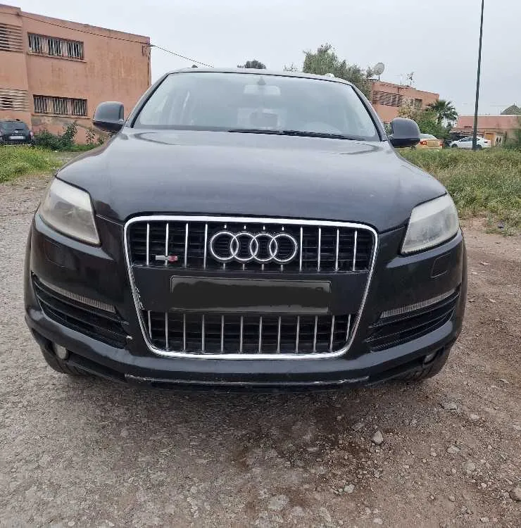 Audi Q7 AUTOMATIQUE diesel 12 CHV Dariba 6000 DH M