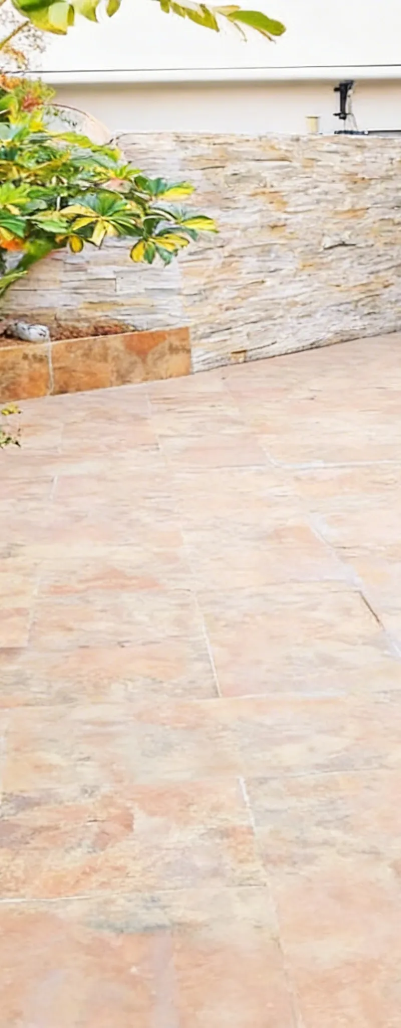 Appart avec espace verdoyant terrasse 40 m²