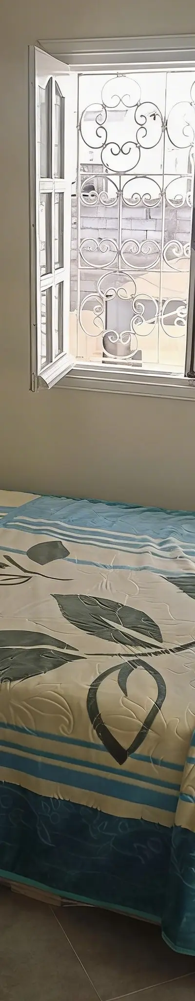 Chambre meublée pour filles