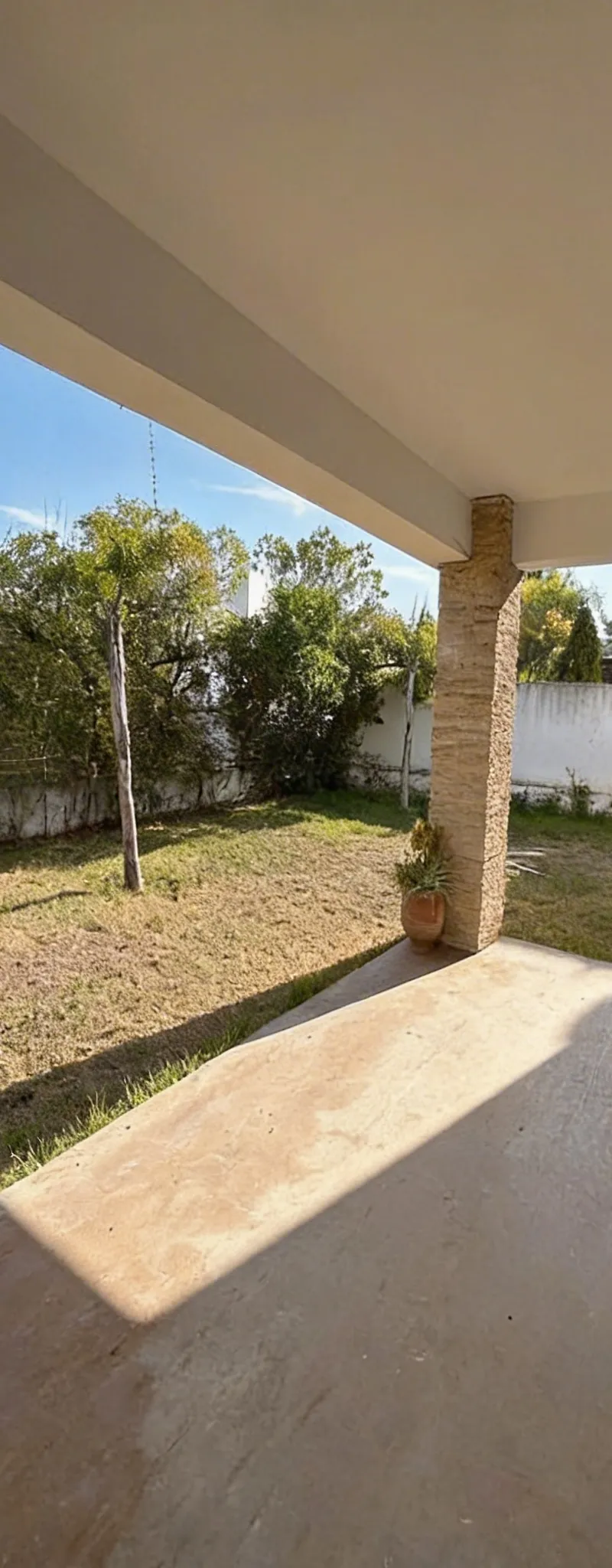 Une très jolie villa en location à El Menzeh
