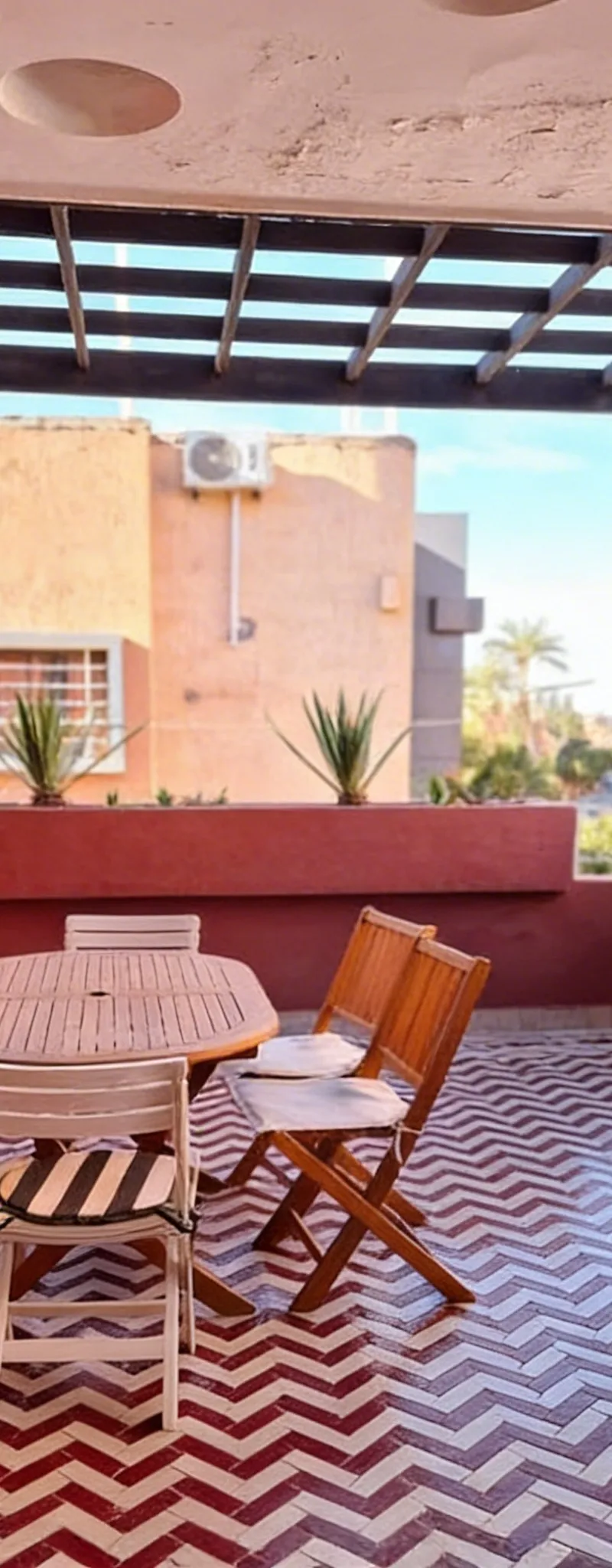 Spacieux étage de villa 3 ch pour la vendre