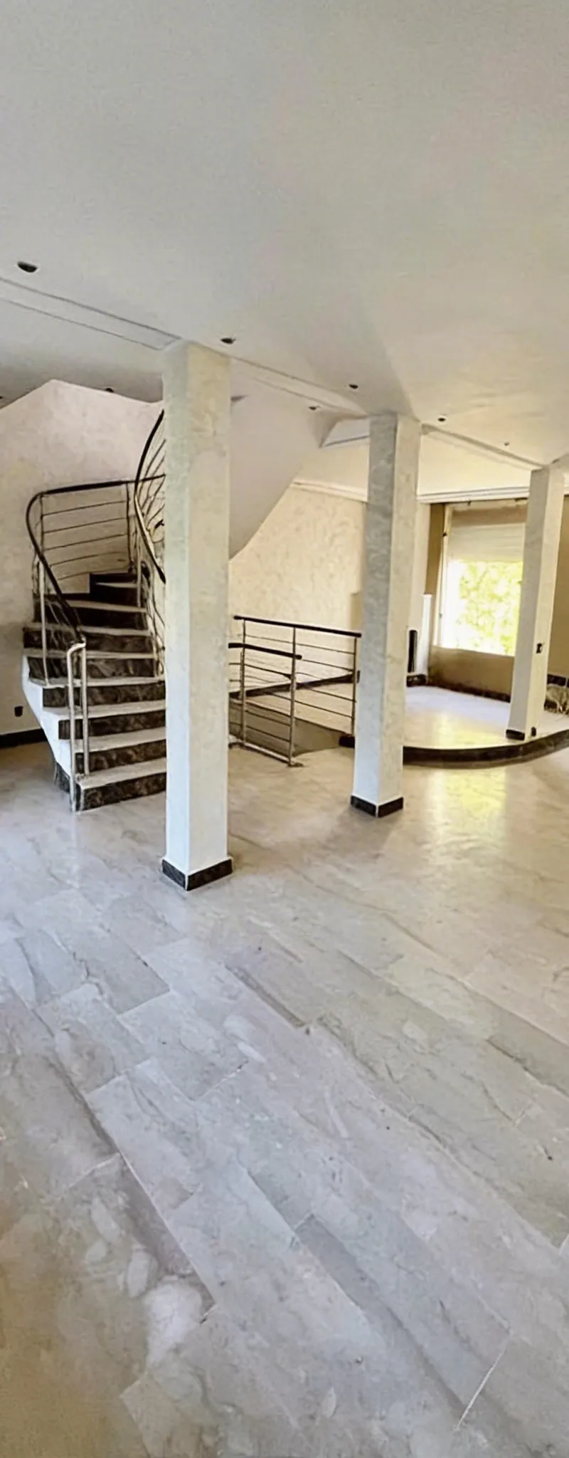 Villa à louer usage professionnel à CIL