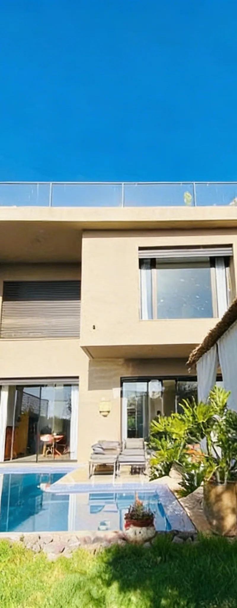 Magnifique villa piscine sur résidence golfique