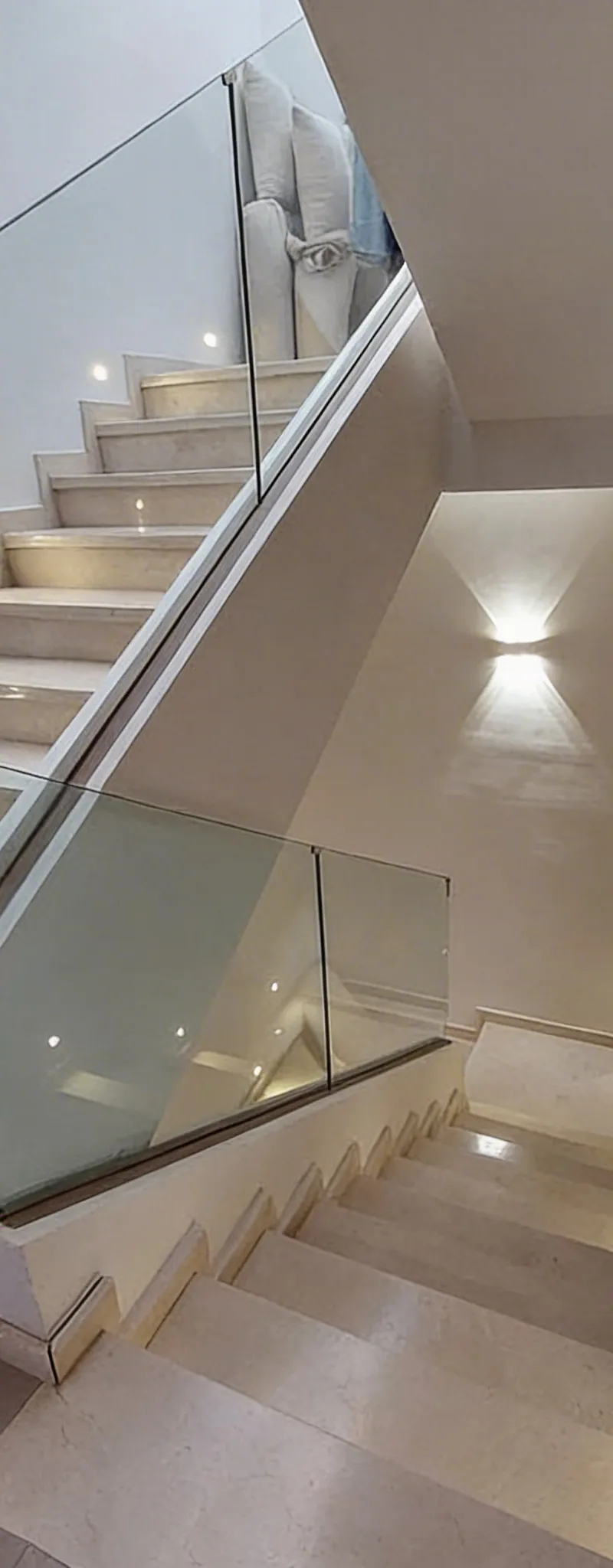 Villa moderne vide T4 avec piscine Agdal