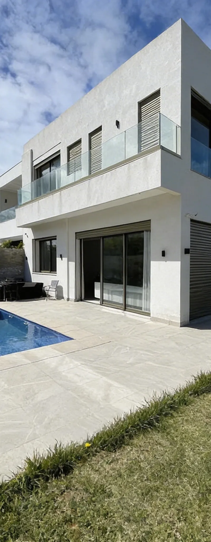 Location villa meublée avec Piscine