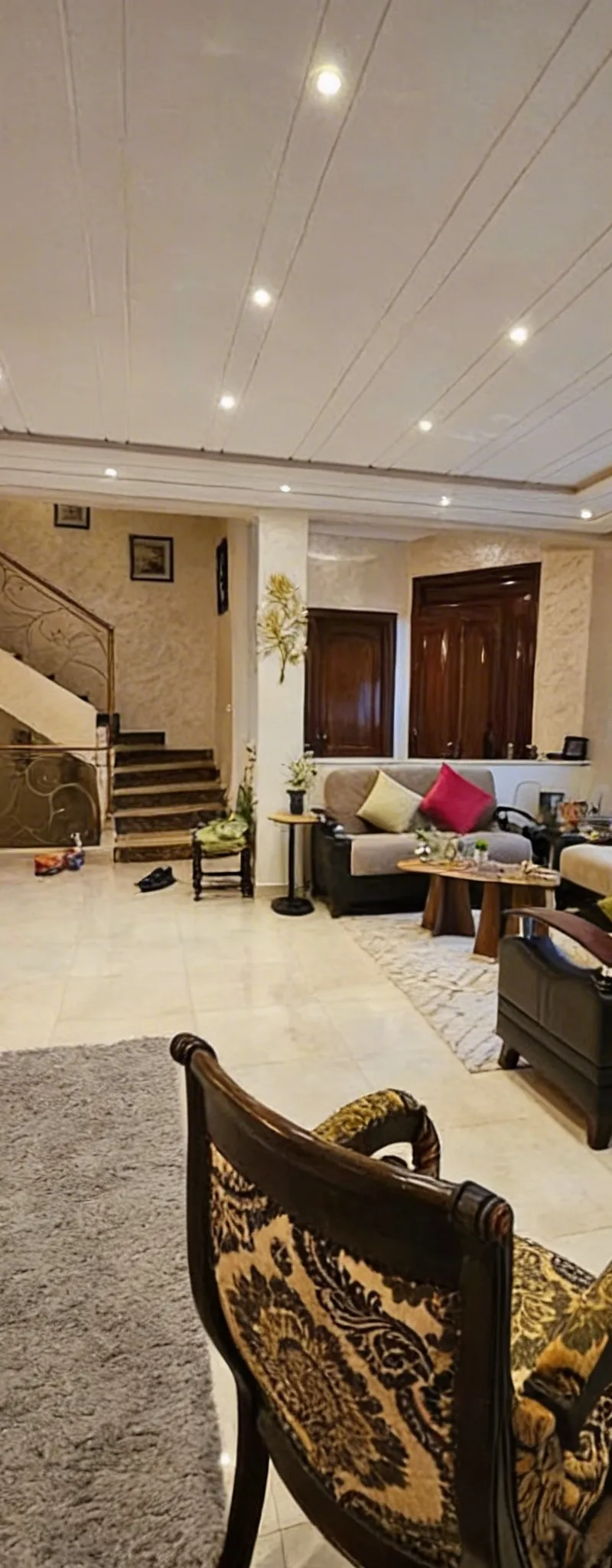 Luxueuse Villa de 4 chambres à louer à Al Mostakbal