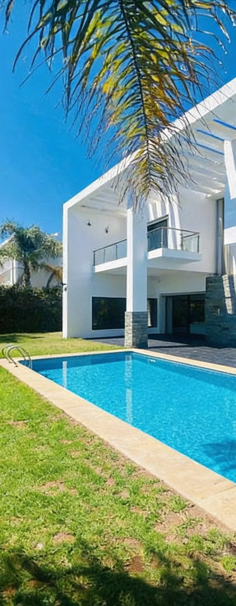 VILLA À LOUER VIDE OU MEUBLÉE SUR VILLE VERTE