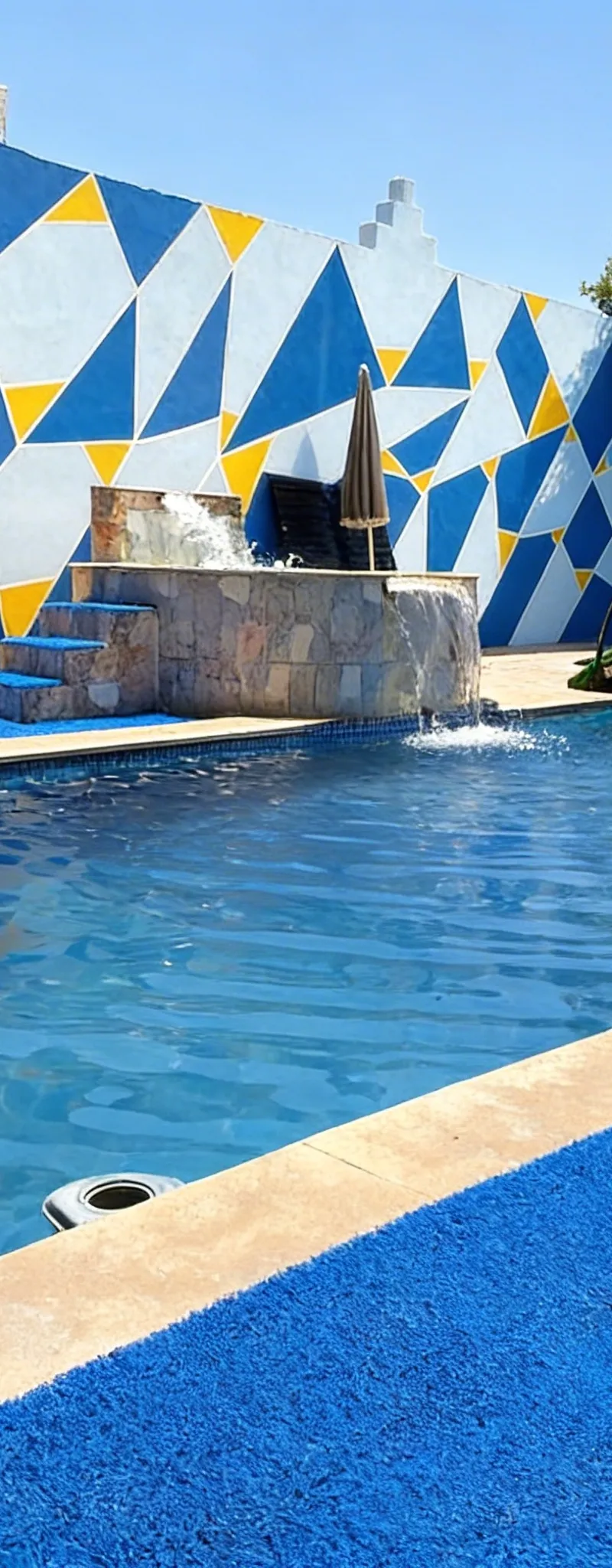 ferme avec villa et piscine a loué