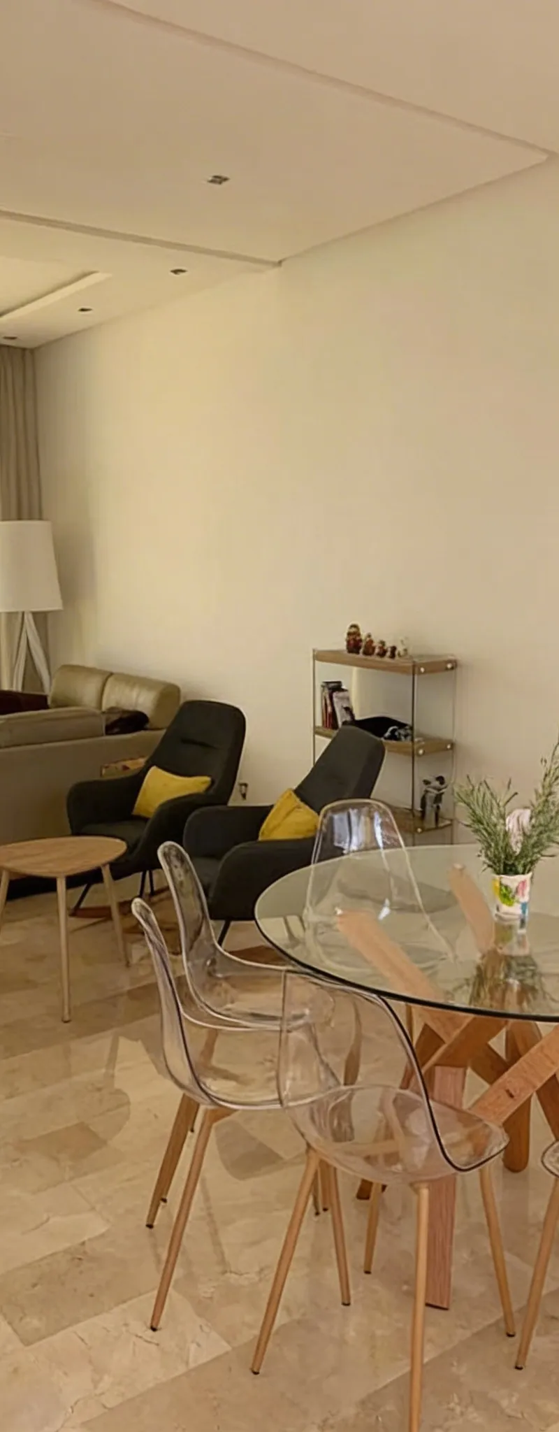 Une jolie villa meublé avec jardin à Harhoura