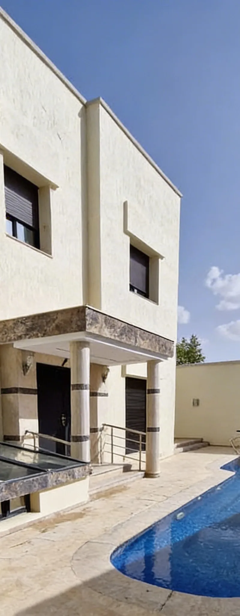 Villa 🏡 vide targa 🏊‍♂️ spacieuse